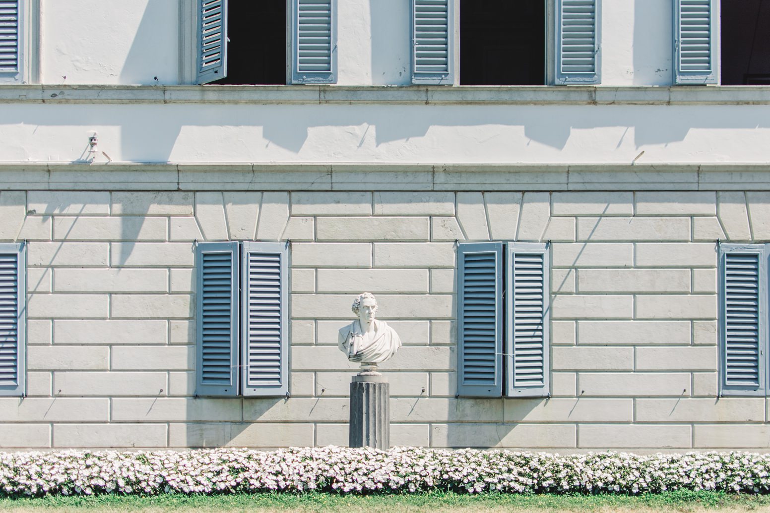 Villa Melzi statues Lake Como